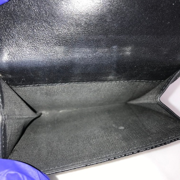 CHANEL Tri-fold wallet caviar leather - Picture 5 of 16